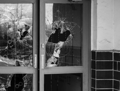 Robbery And Theft Defense Attorney